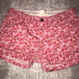 H&M floral shorts